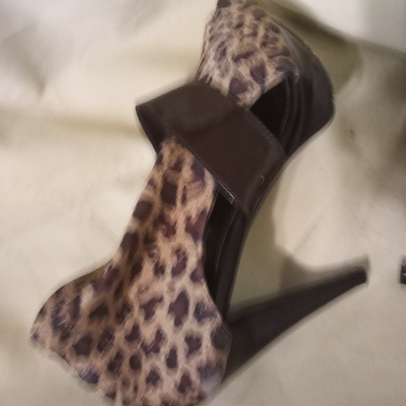 Slip on high heels size 10 Animal Print - Picture 8 of 8